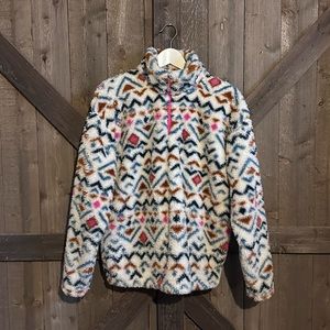 Eddie Bauer Women’s Fuzzy Pullover EUC